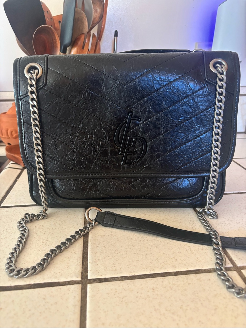 Black quilted Shoulder Bag with Chain Strap